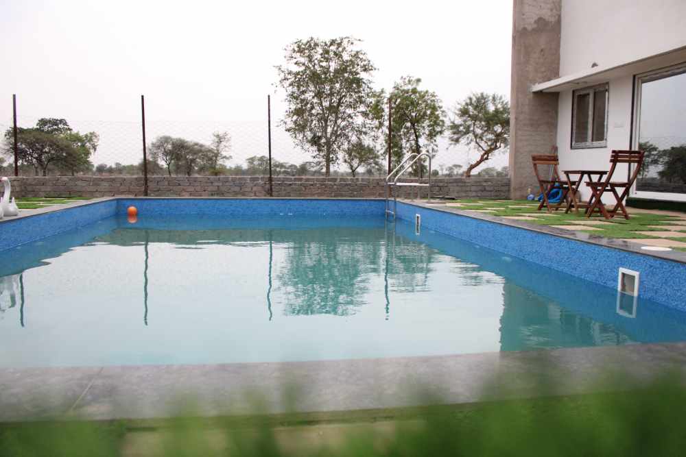 Swimming-Pool-View